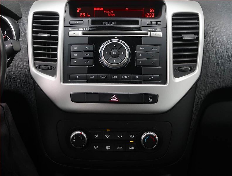 Kia Venga (2016) 1.6 CVVT - fotka 12 z 14