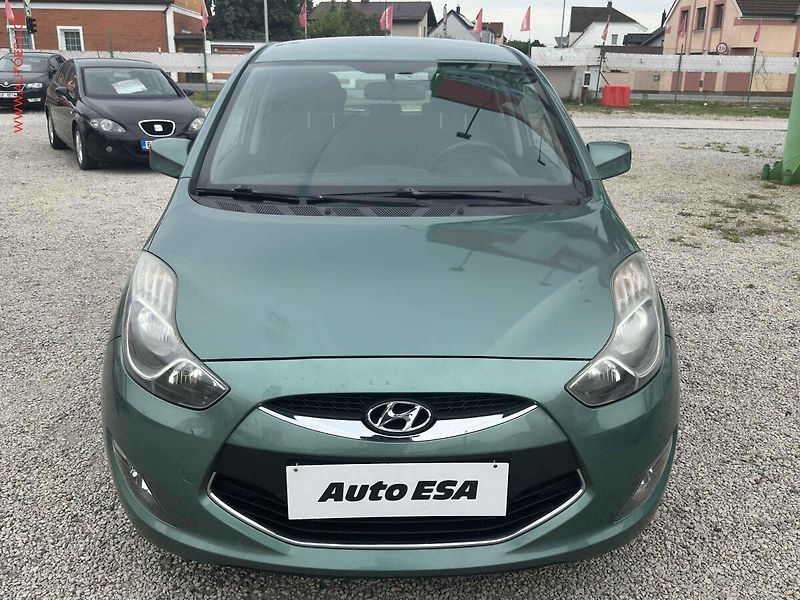 Hyundai ix20 (2012) 1.4i, ČR, servis.kniha, AC - fotka 2 z 18