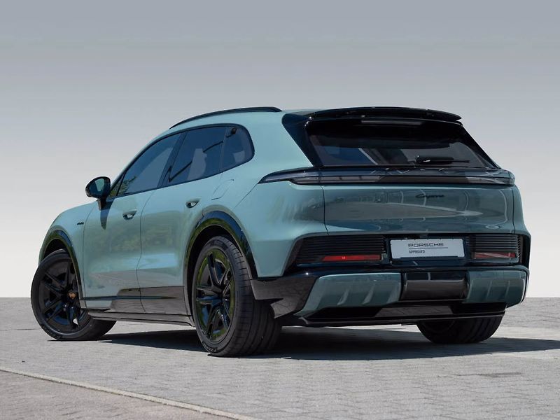 Porsche Cayenne Electric Pano HuD Venti HD-Mat - fotka 4 z 23