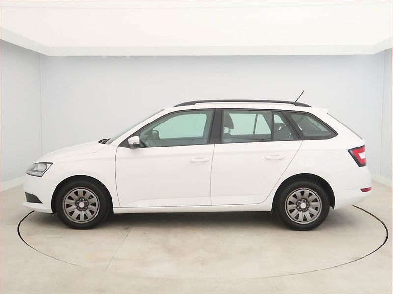 Škoda Fabia (2022) 1.0 TSI, Serv.kniha - fotka 3 z 15