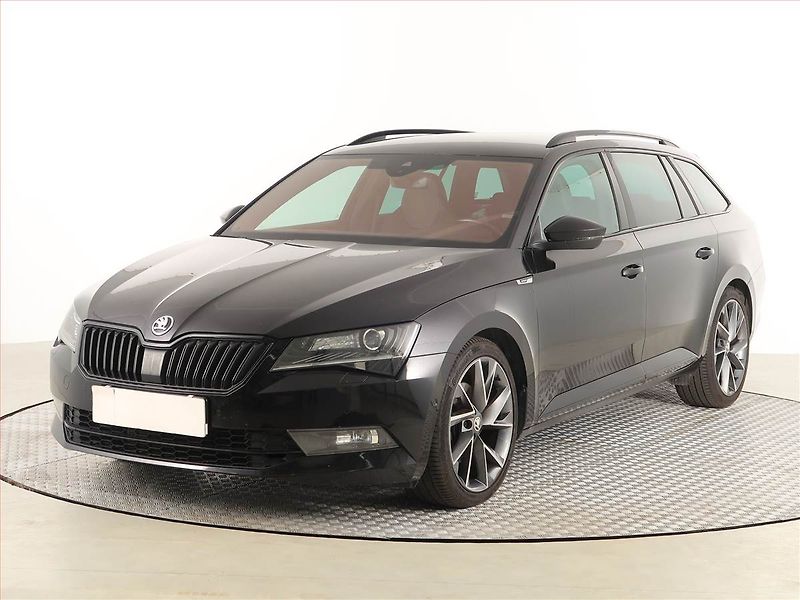 Škoda Superb (2019) 2.0 TDI, Automat, Kůže, Navi - fotka 2 z 25