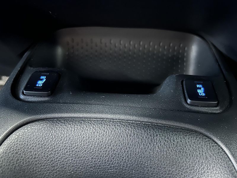 Toyota Corolla (2023) 1.8 Hybrid AT LED Kamera - fotka 11 z 26