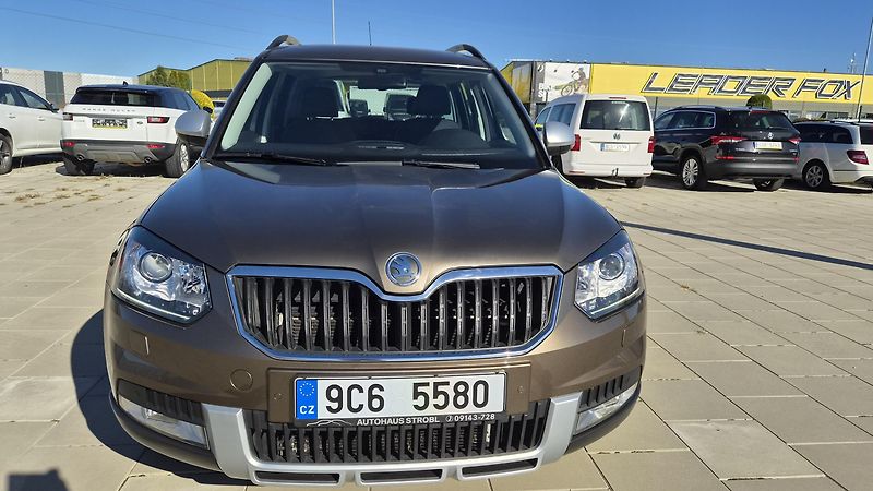 Škoda Yeti 2,0TDi 4x4 DSG 125KW TOP! - fotka 2 z 22