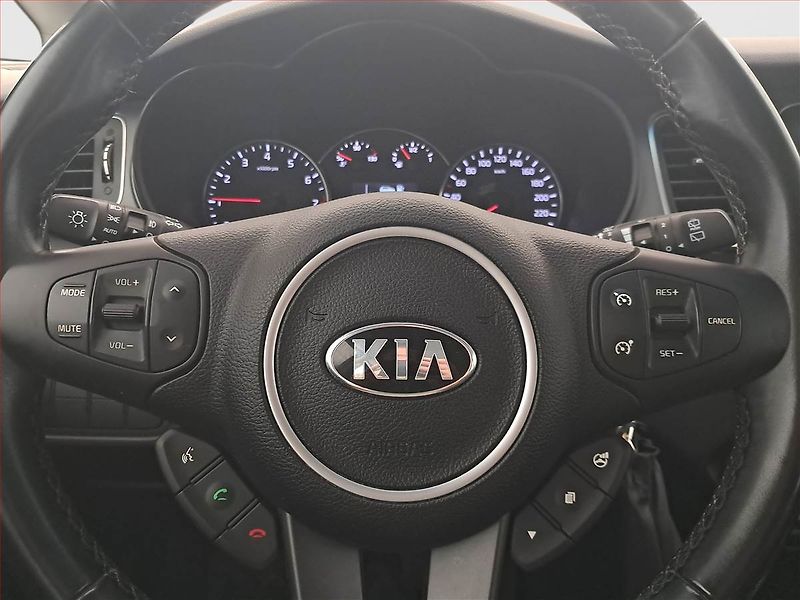 Kia Carens (2019) 1.6 GDI, Serv.kniha, Tempomat - fotka 16 z 16