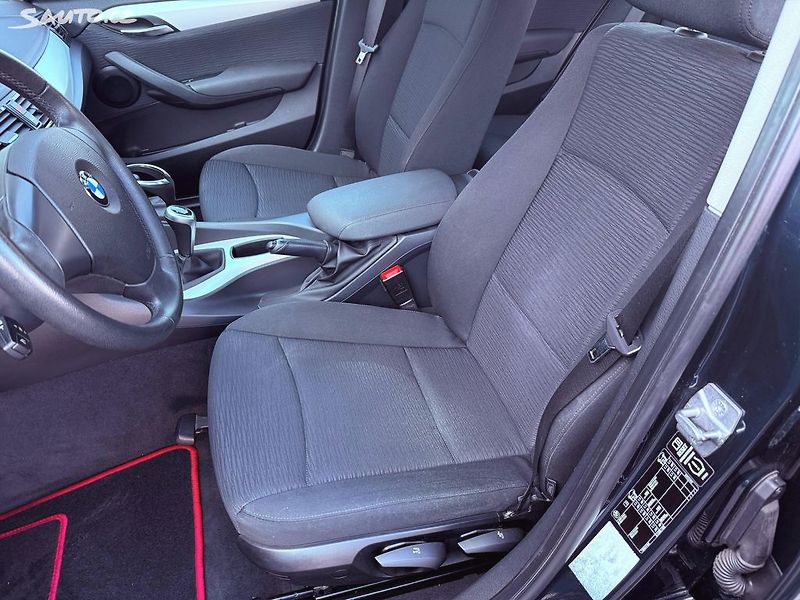 BMW X1 20D SDRIVE 135kW - fotka 13 z 26