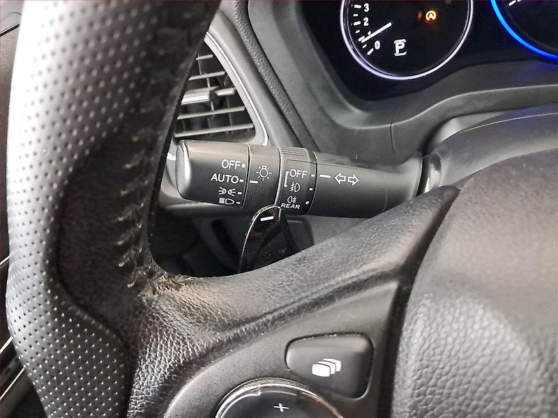 Honda HR-V (2019) 1.5 i-VTEC, Automat - fotka 19 z 21