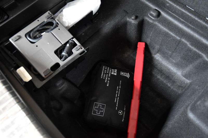 Mercedes-Benz Třídy C 180 CDi,KŮŽE,TEMP,NAVI,KLIMA - fotka 45 z 48
