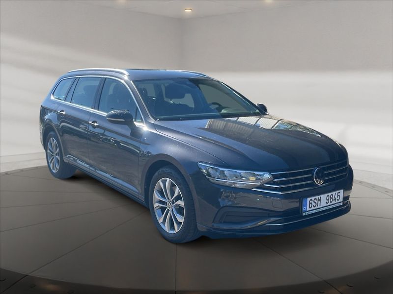 Volkswagen Passat 1,5 TSI Business AT - fotka 1 z 11