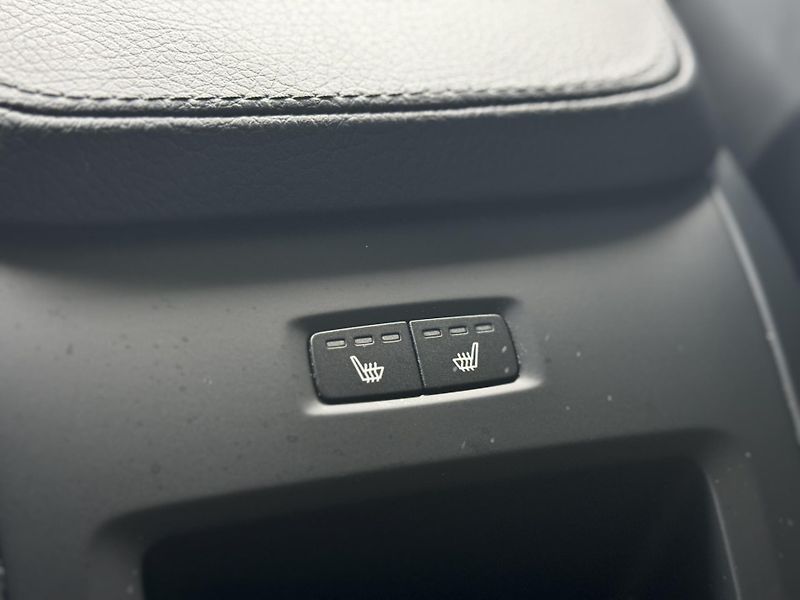 Volvo V90 CC D4 AWD/TZ/pneu REZERVACE - fotka 24 z 50