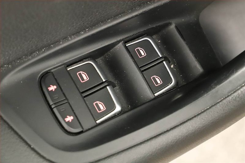 Audi A6 (2015) 3.0 TDI, Automat, Kůže, Navi - fotka 19 z 21