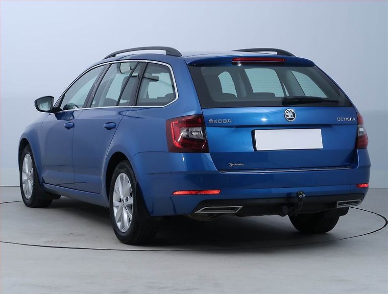 Škoda Octavia (2017) Ambition 2.0 TDI, Tempomat - fotka 4 z 19
