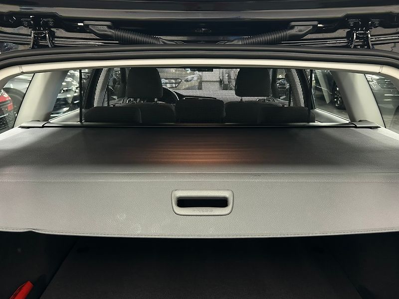 Volkswagen Golf (2019) 1.5 TGI Comfort MAN 2019 | Zár - fotka 22 z 62