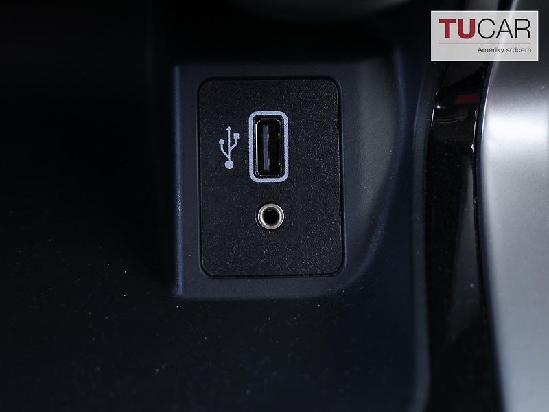 Nissan Navara (2019) 2.2 DIesel Automat  - fotka 30 z 38