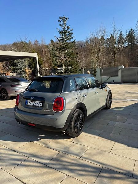 Mini Cooper (2018) - fotka 4 z 10