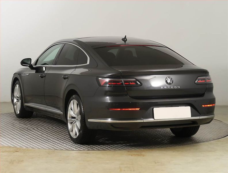 Volkswagen Arteon (2021) Elegance 2.0 TDI - fotka 4 z 27