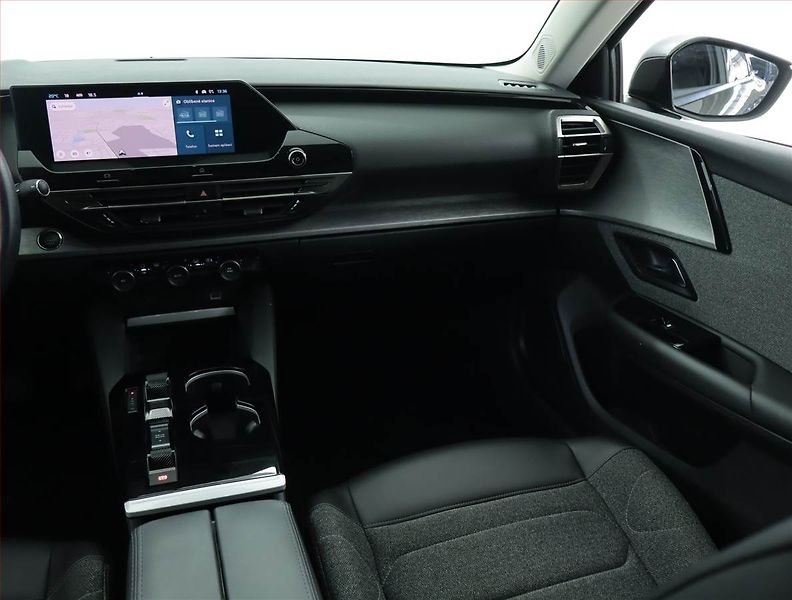 Citroën C5 X (2022) 1.2 PureTech, Automat, Kůže - fotka 8 z 16