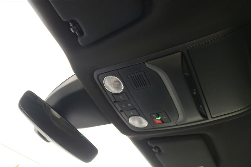 Škoda Karoq 2,0 Sportline,4x4, Automat - fotka 28 z 42