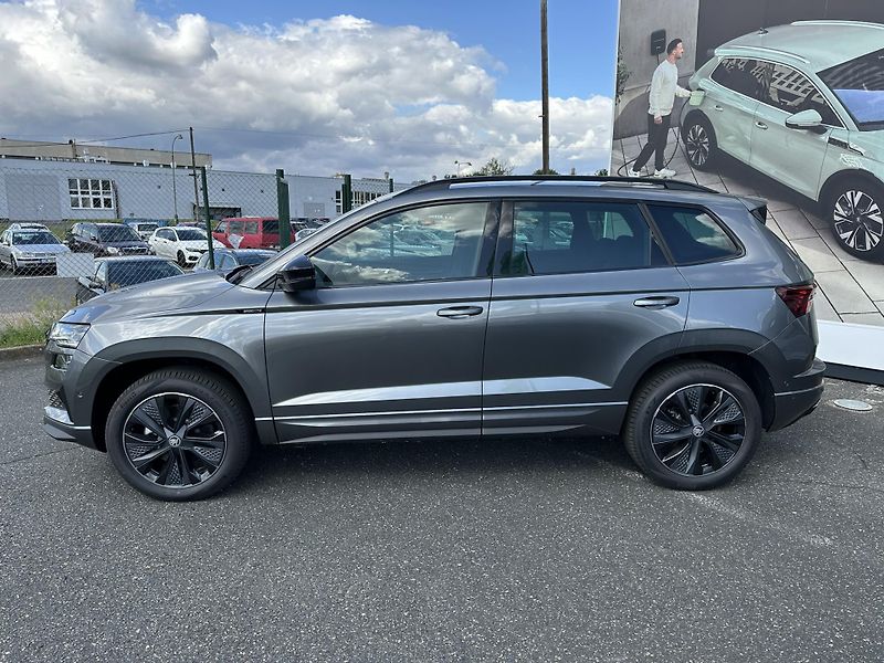 Škoda Karoq (2026) Sportline 4x4, nez. topení - fotka 4 z 13