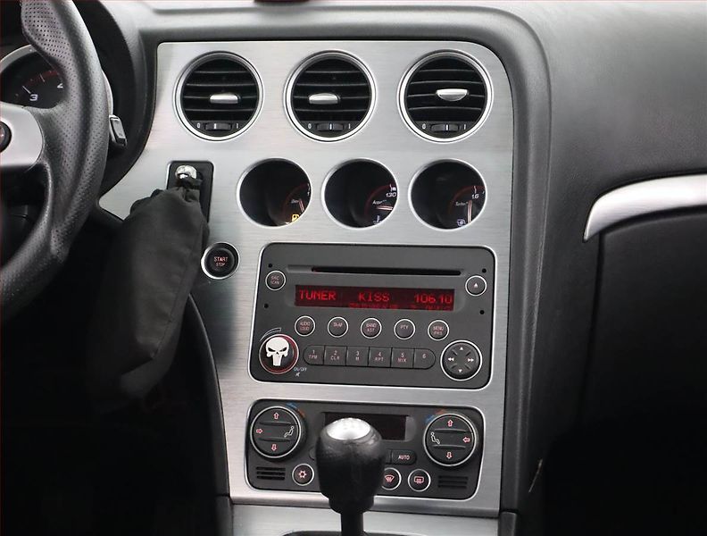 Alfa Romeo 159 (2009) 2.0 JTD, po STK, slušný stav - fotka 12 z 17