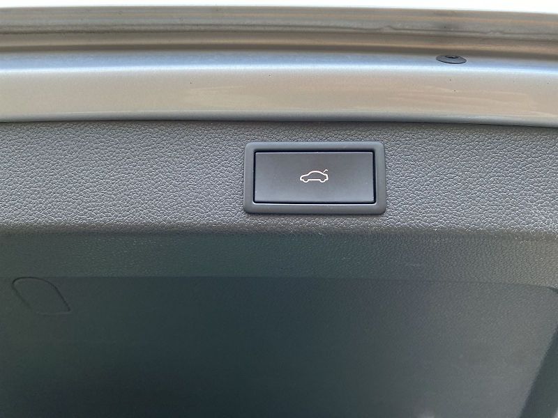 Škoda Superb (2021) Combi 1.4 TSI iV DSG Style - fotka 30 z 34