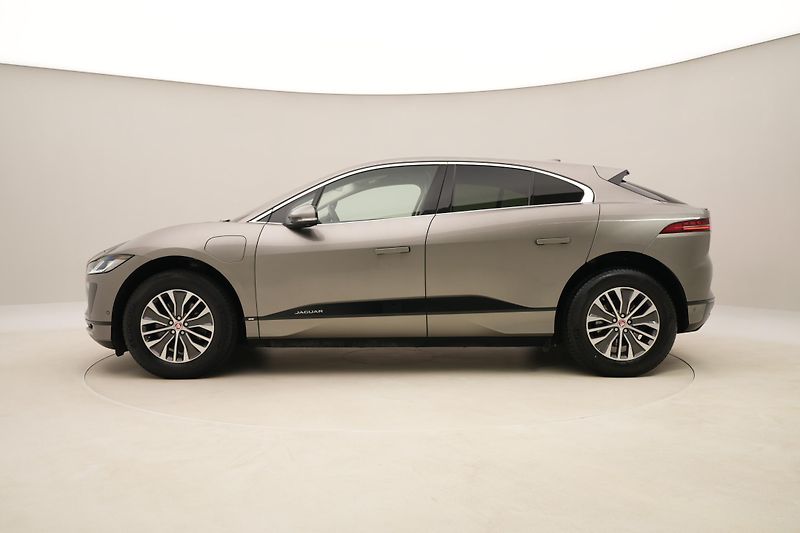 Jaguar I-Pace EV400 SE AWD AUT CZ - fotka 9 z 48
