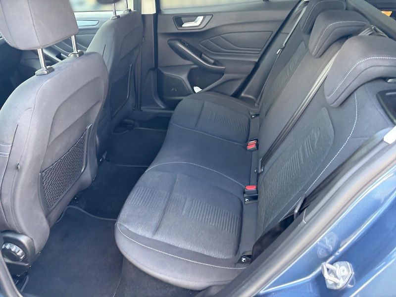 Ford Focus (2021) ACTIVE 1.0EB 114kW CZ DPH - fotka 8 z 11