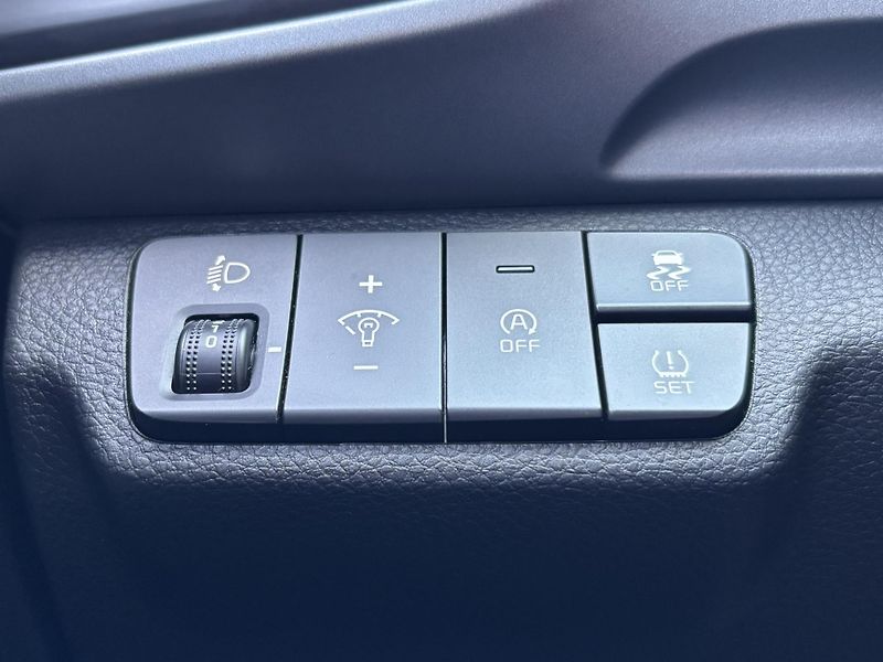 Kia Stonic SPIN 1.2 DPI 62 kW - fotka 21 z 22