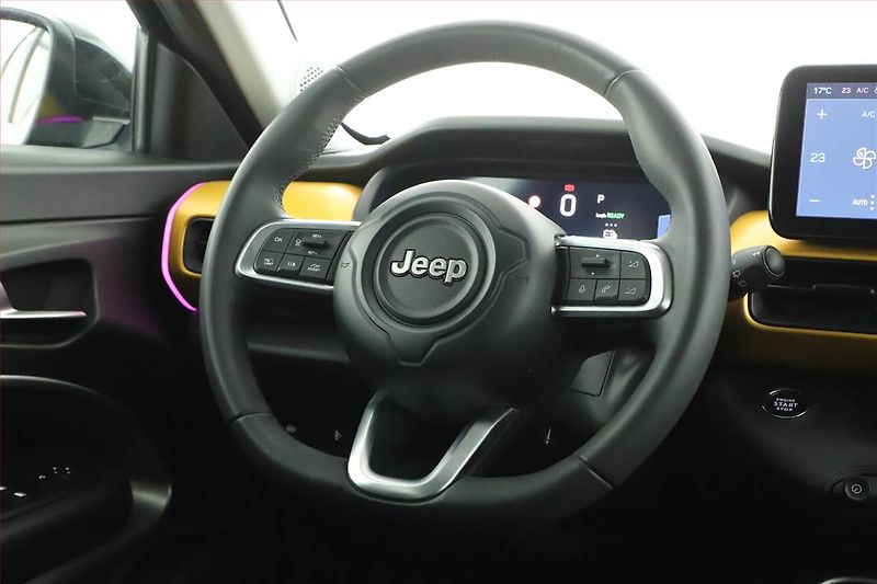 Jeep Avenger (2023) 54 kWh, SoH 94% - fotka 8 z 20