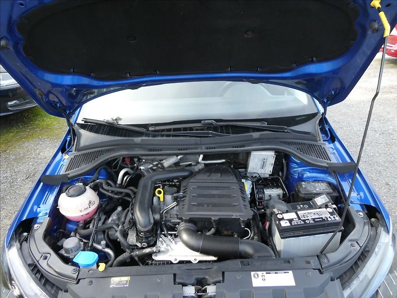 Škoda Fabia 1,0 TSi 81kW STYLE,ČR,navigace - fotka 36 z 39