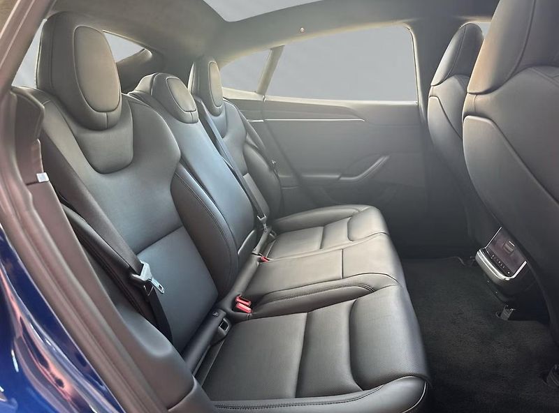 Tesla Model S LR AWD Vzduch Yoke Pano Kamera - fotka 17 z 32