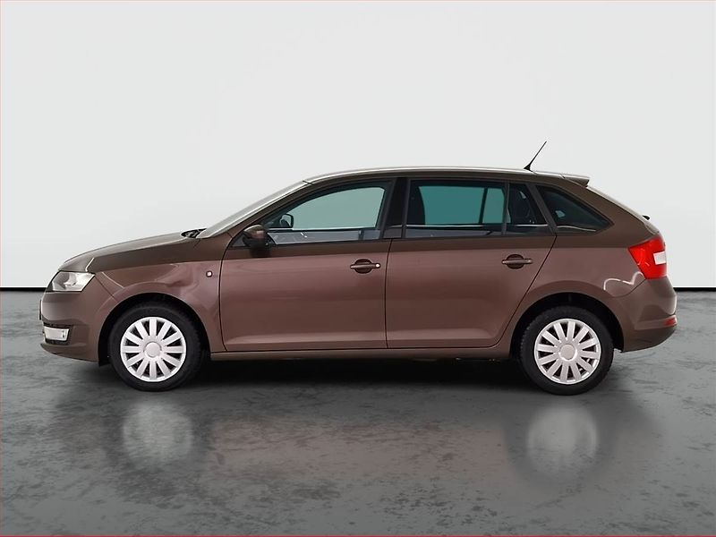 Škoda Rapid (2015) Spaceback 1.2 TSI, Serv.kniha - fotka 3 z 18