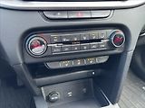 Kia Ceed 1,5 TGDi 118kW TOP ZÁRUKA - náhled 26