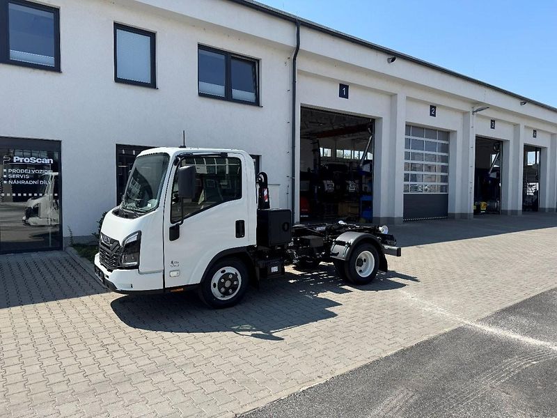 Isuzu M21 (2026) - fotka 5 z 9