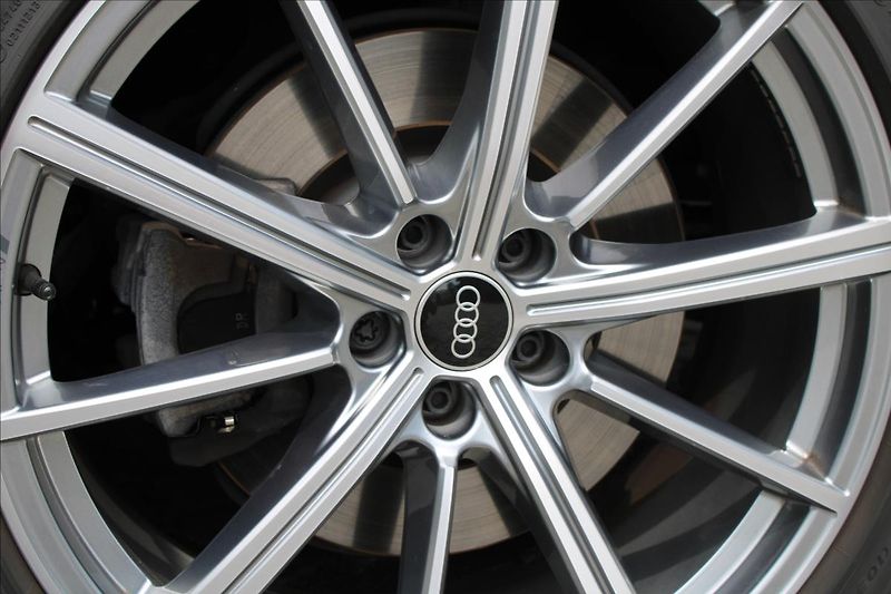 Audi A8 60 TDI V8 Q/TOP-VÝB/DPH - fotka 41 z 48