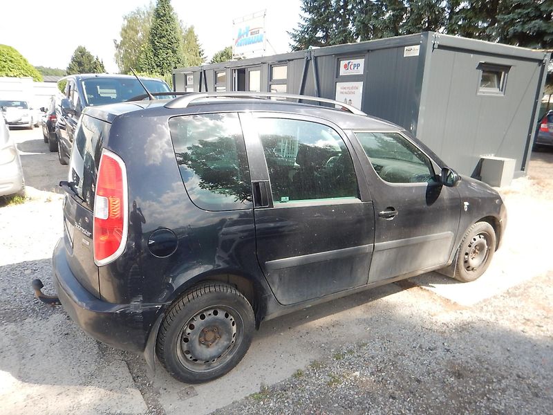 Škoda Roomster 1.2 TSi 63 KW - fotka 6 z 14