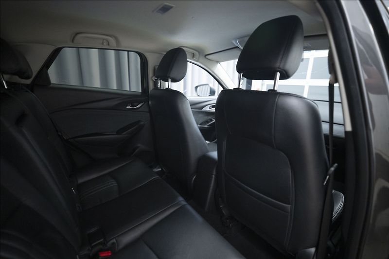Mazda CX-3 2,0 SKYACTIV AWD KAMERA VÝHŘEV - fotka 10 z 41