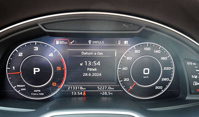Audi Q7 3.0 TDI 200 kW/Q/7míst - fotka 36 z 49