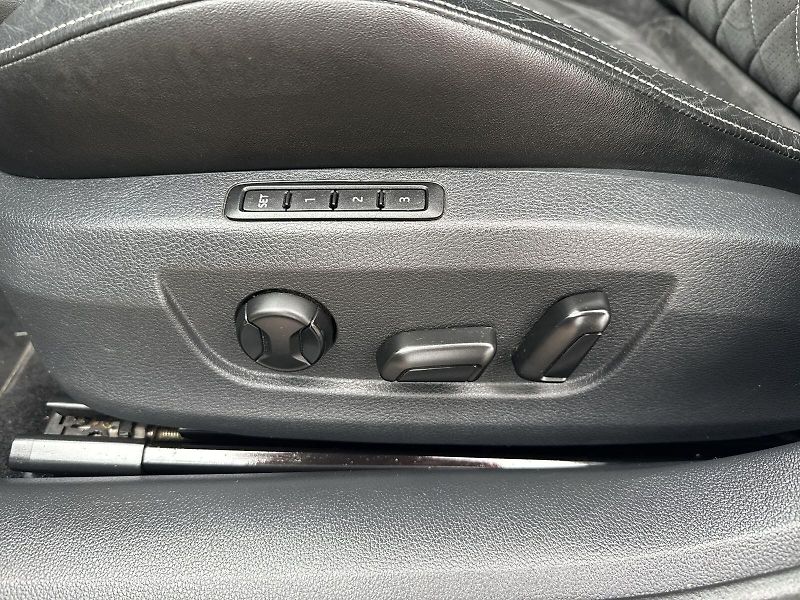 Škoda Superb (2020) Combi 2.0 TDI DSG Sportline - fotka 28 z 36