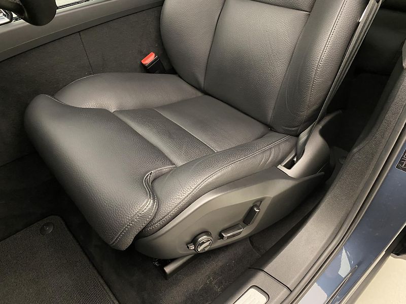 Volvo XC60 B4 AWD BRIGHT PLUS AUT CZ - fotka 25 z 60