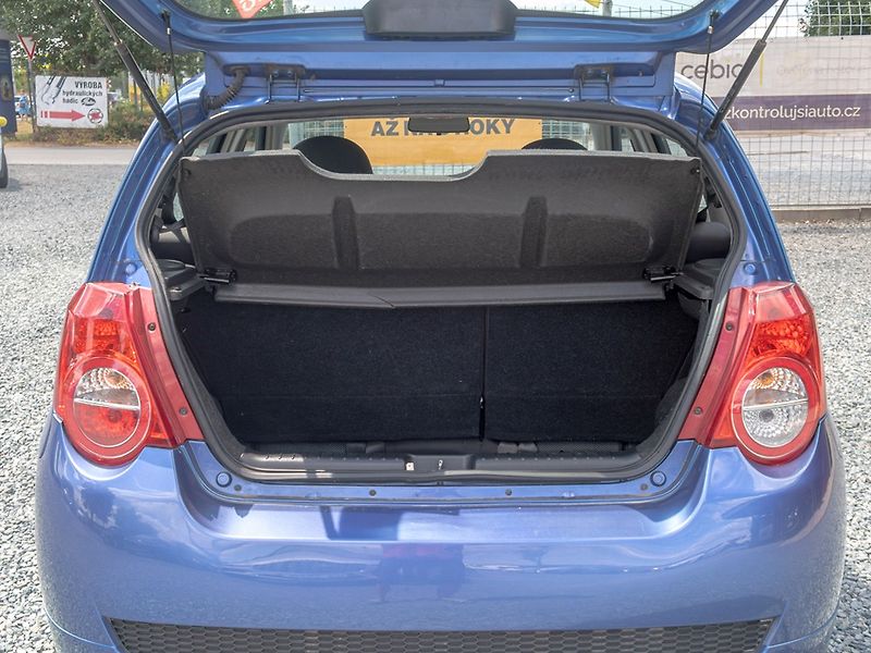 Chevrolet Aveo (2009) 1.2i 62KW - fotka 31 z 38