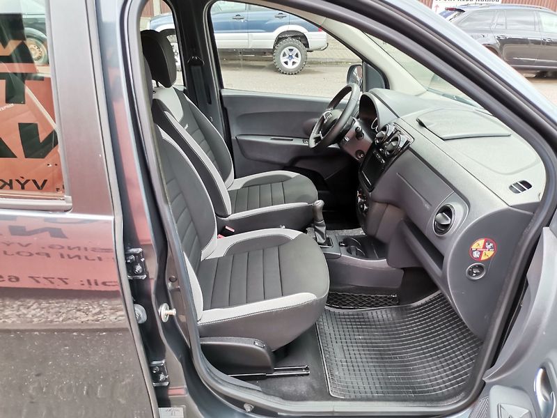 Dacia Lodgy (2019) 1.6i SCe 75kw StepWay AC PDC - fotka 14 z 25