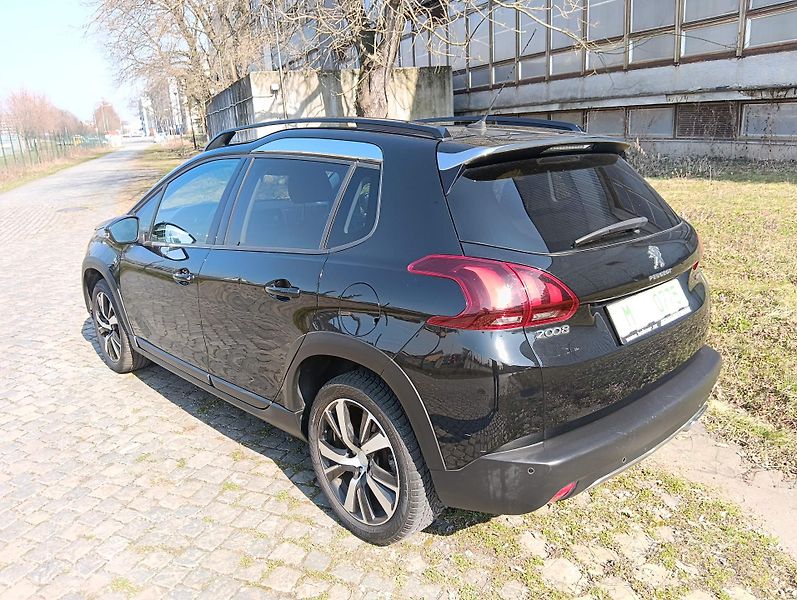 Peugeot 2008 (2018) 1.2/81kW, GT-Line, automat - fotka 7 z 37
