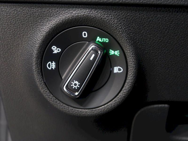 Škoda Karoq (2025) TOP SELECTION 2.0TDI 110KW DSG - fotka 37 z 42