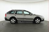 Škoda Octavia (2008) Scout 2.0 TDI, 4X4, ČR,1.maj - náhled 6