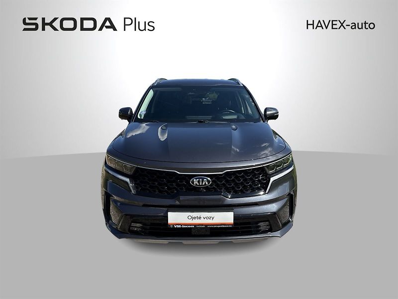 Kia Sorento (2021) 1.6 T-GDi PHEV 4x4 Automat 7mí - fotka 4 z 35