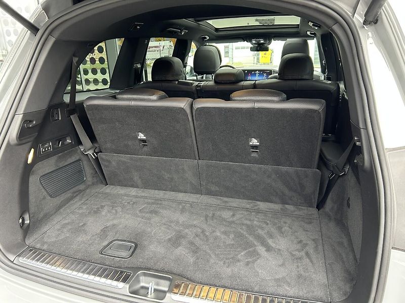 Mercedes-Benz GLS 450d 4MATIC AMG Premium Plus - fotka 37 z 42