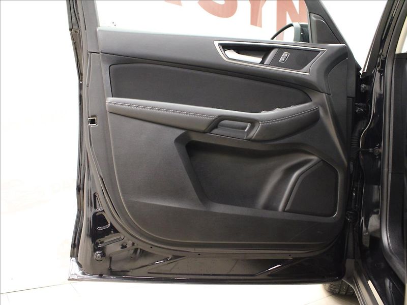 Ford S-MAX 2,0 TDCi 1.majitel - fotka 9 z 32