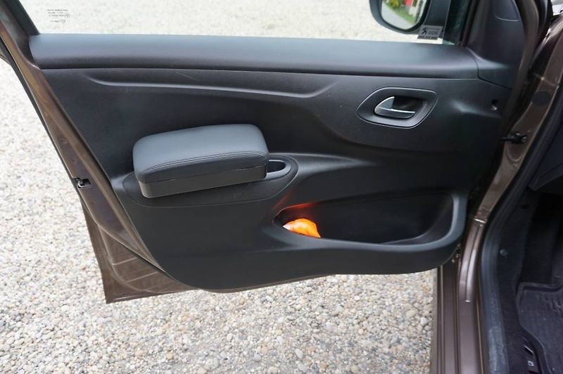Peugeot 301 (2012) 1,6 1,Majitel  nové v ČR - fotka 7 z 29