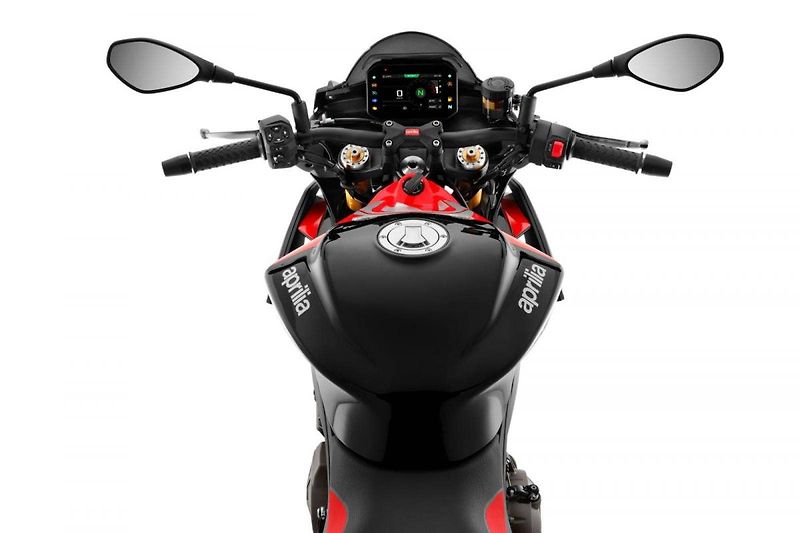 Aprilia Tuono 660 (2025) Factory Dark Beshee - 4 roky z - fotka 19 z 20