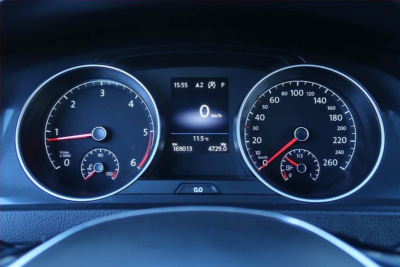 Volkswagen Golf (2020) 2.0 TDI, Automat, Navi - fotka 11 z 22